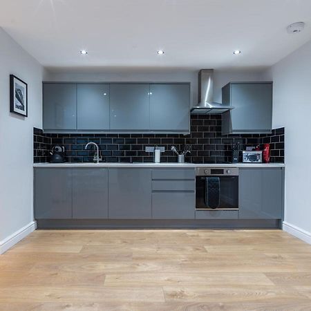 Villa Charming 3-Bed House In Newcastle-upon-Tyne Extérieur photo