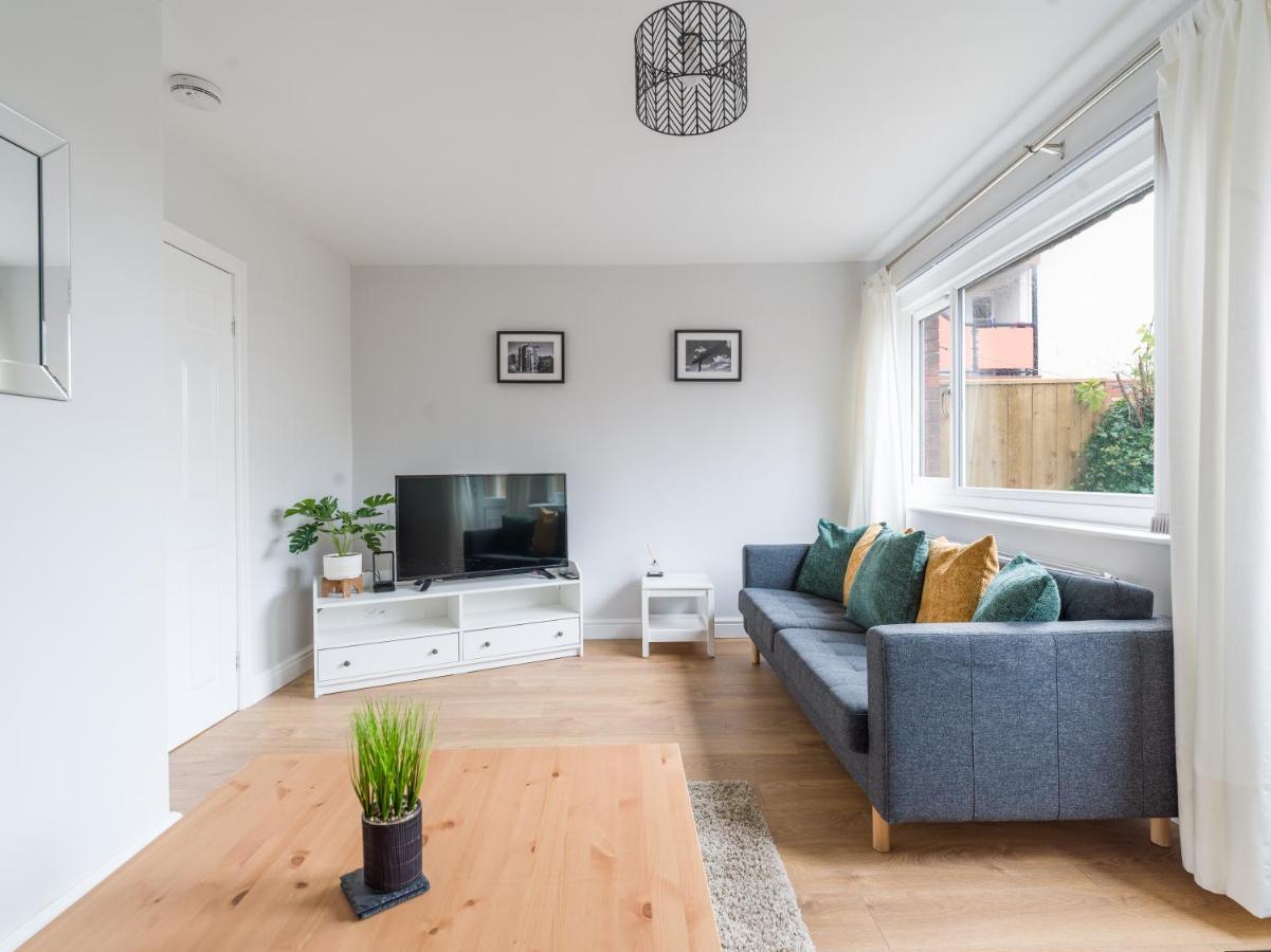 Villa Charming 3-Bed House In Newcastle-upon-Tyne Extérieur photo