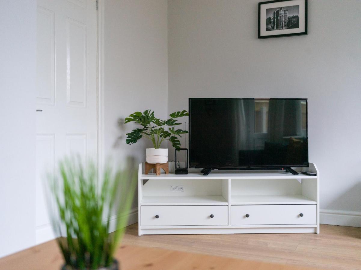 Villa Charming 3-Bed House In Newcastle-upon-Tyne Extérieur photo