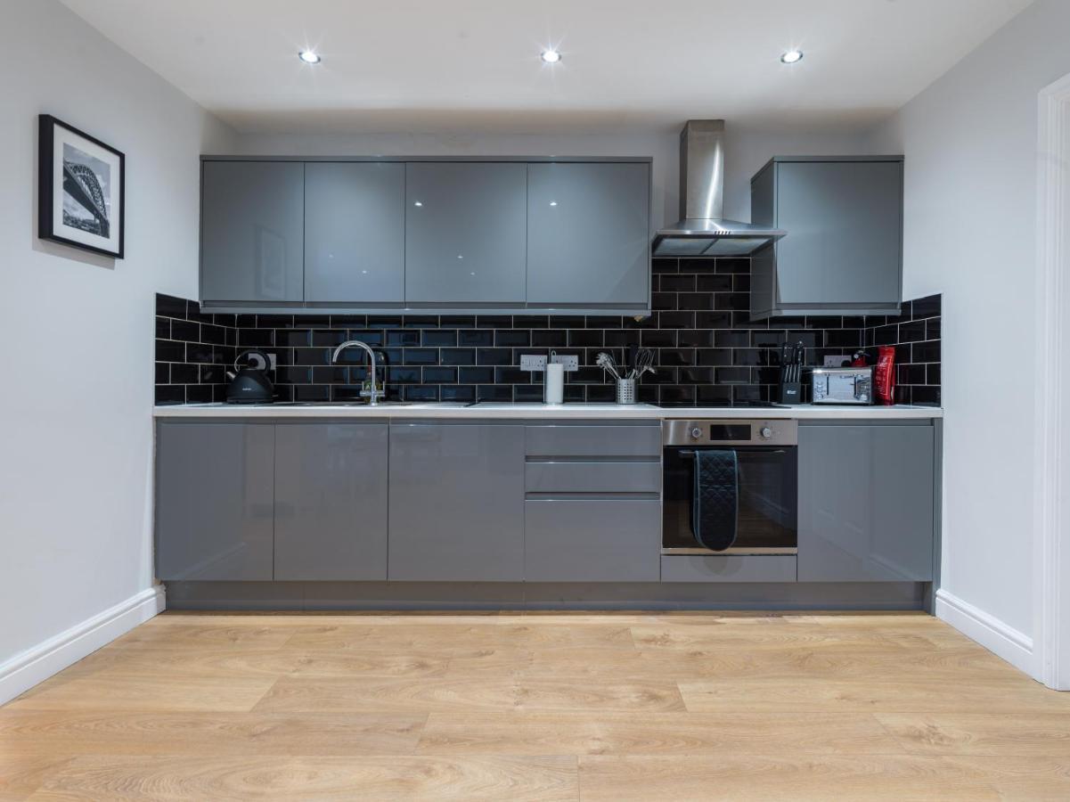 Villa Charming 3-Bed House In Newcastle-upon-Tyne Extérieur photo