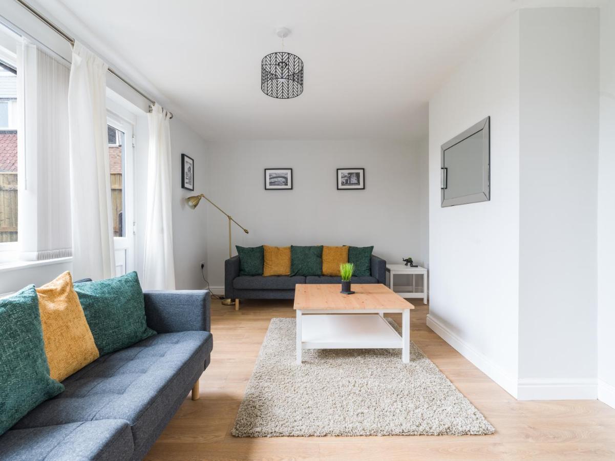 Villa Charming 3-Bed House In Newcastle-upon-Tyne Extérieur photo