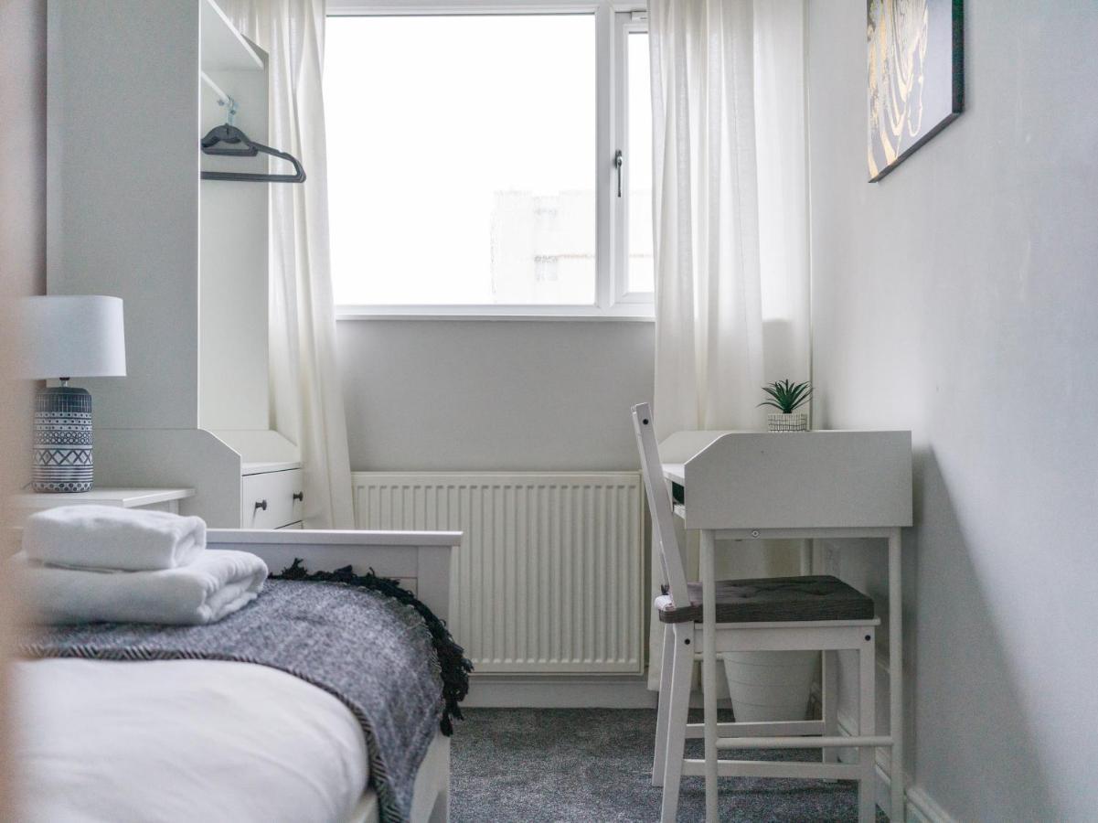 Villa Charming 3-Bed House In Newcastle-upon-Tyne Extérieur photo